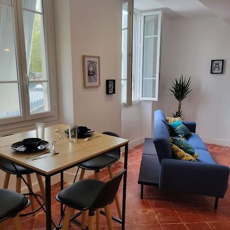 Appartement De Charme Avec Tomettes Et Parquet Graulhet 외부 사진