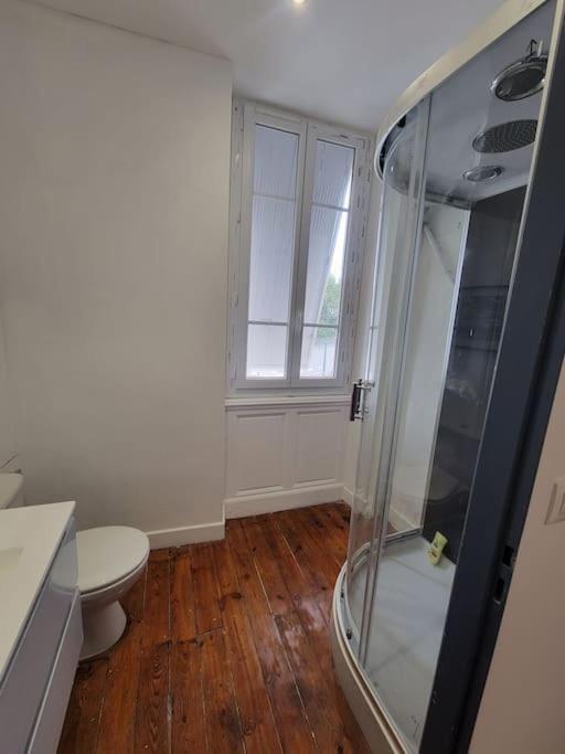 Appartement De Charme Avec Tomettes Et Parquet Graulhet 외부 사진